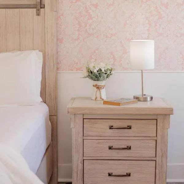 Blue Bear inn, hotel v destinaci Francestown