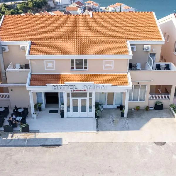 Hotel Ami - M – hotel w Neum