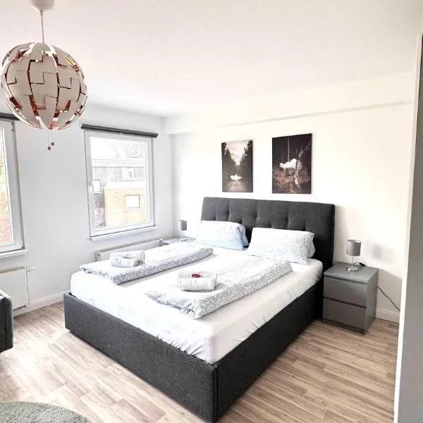 Loft Hof Hamburg Central near UKE NDR ZOO, hotel en Hamburgo