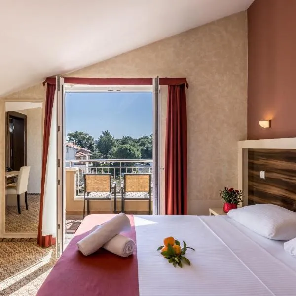 Hotel Terra, hotel v Novalji