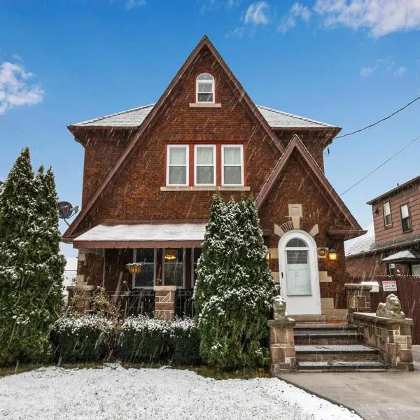 Close to Niagara Fall Dream Home, hotel in Niagara Falls