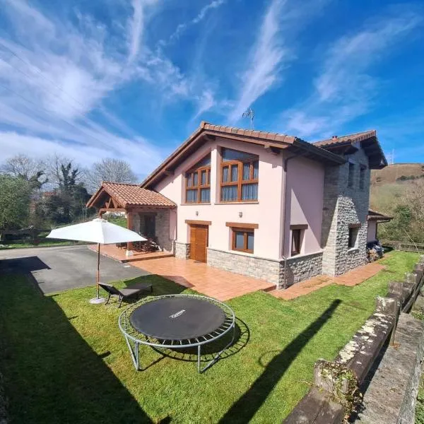Chalet Huerta de Cañamal - Llanes, готель у місті Льянес