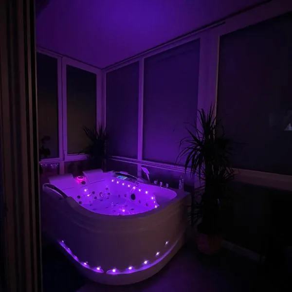 LuxRooms Bjelovar，別洛瓦爾的飯店