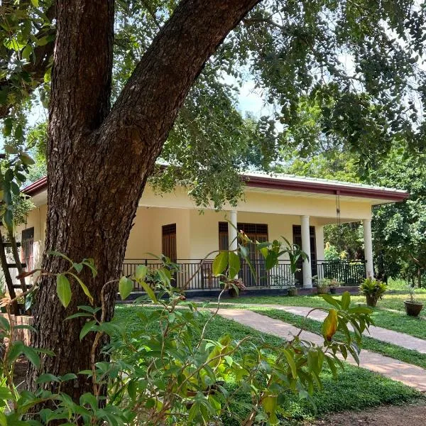 Green Haven Holiday Home, hotel v destinaci Anuradhápura