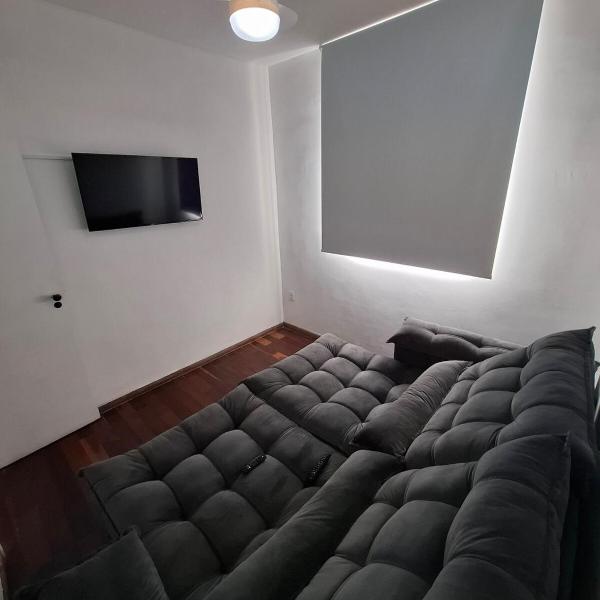 Apartamento 3 quartos no bairro Floresta, na melhor localização de BH, próximo às principais avenidas, ao lado do colégio Batista, com supermercado, farmácia e bares na esquina - Foto 5