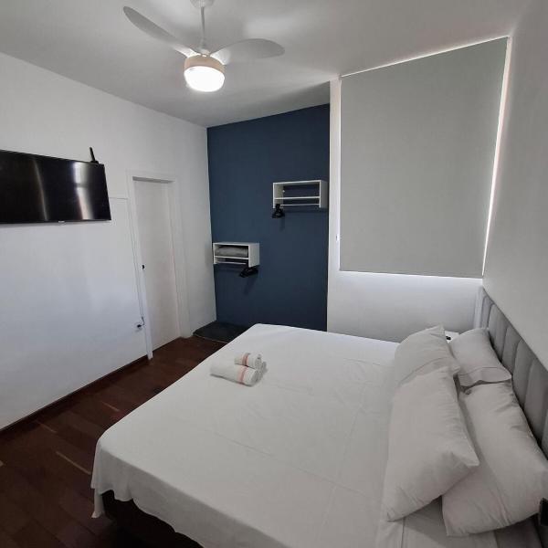 Apartamento 3 quartos no bairro Floresta, na melhor localização de BH, próximo às principais avenidas, ao lado do colégio Batista, com supermercado, farmácia e bares na esquina