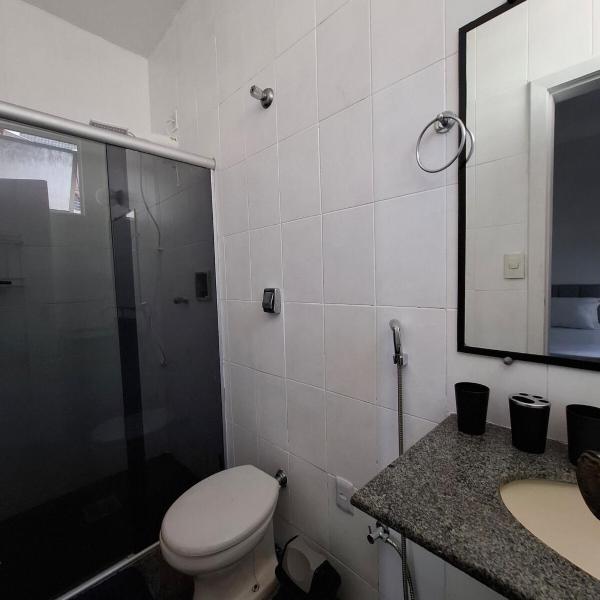 Apartamento 3 quartos no bairro Floresta, na melhor localização de BH, próximo às principais avenidas, ao lado do colégio Batista, com supermercado, farmácia e bares na esquina - Foto 3