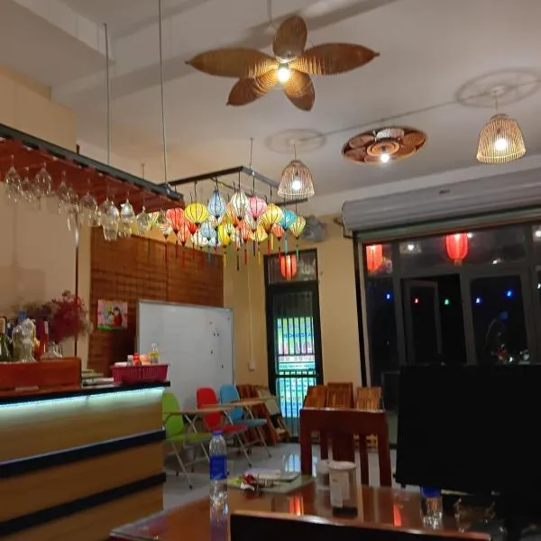 HangNga homestay - hotel, hotel v destinaci Phủ Từ Sơn
