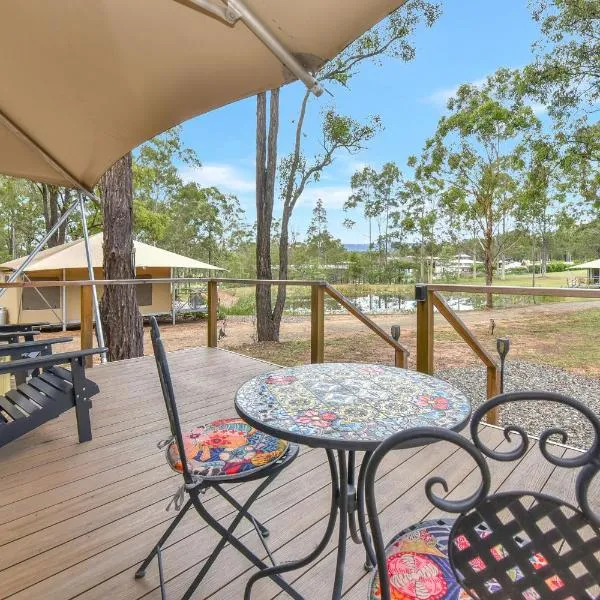 Pokolbin Glamping - Sleeps 2. Eco-Friendly Single Glamping Tents, hotel u gradu 'Pokolbin'
