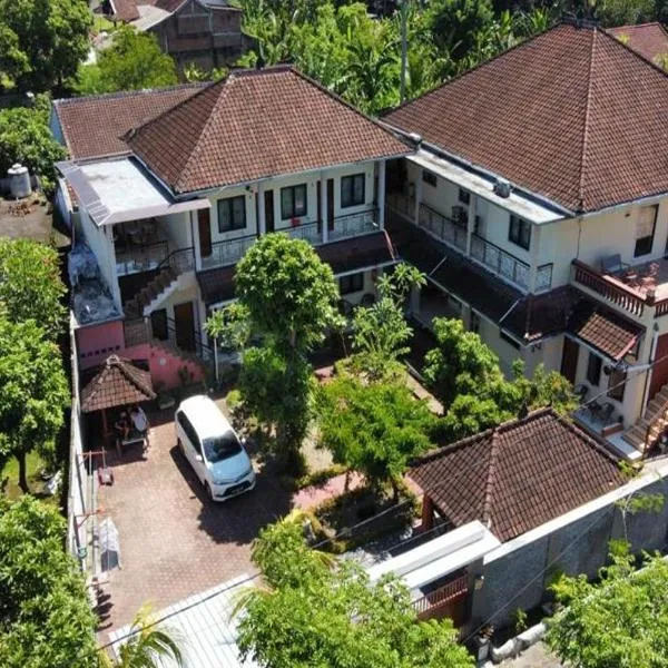 بيت ضيافة ويتايروس، فندق في سينغيغي