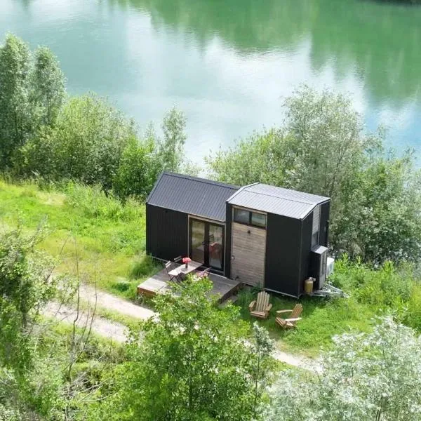 Ezy House 1 by Tiny Away、Ézy-sur-Eureのホテル