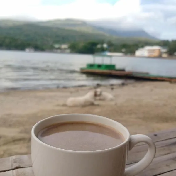 Karen's Cottage at Angel's Beach Resort, ξενοδοχείο σε Puerto Galera