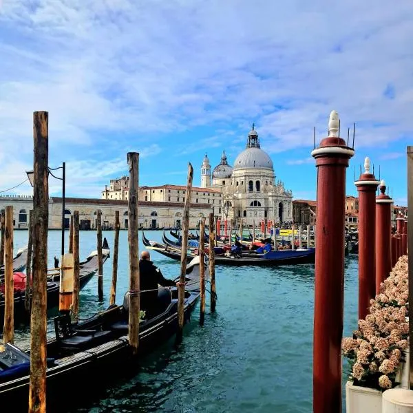 Casa Sunholiday Venezia, hotel in Mestre