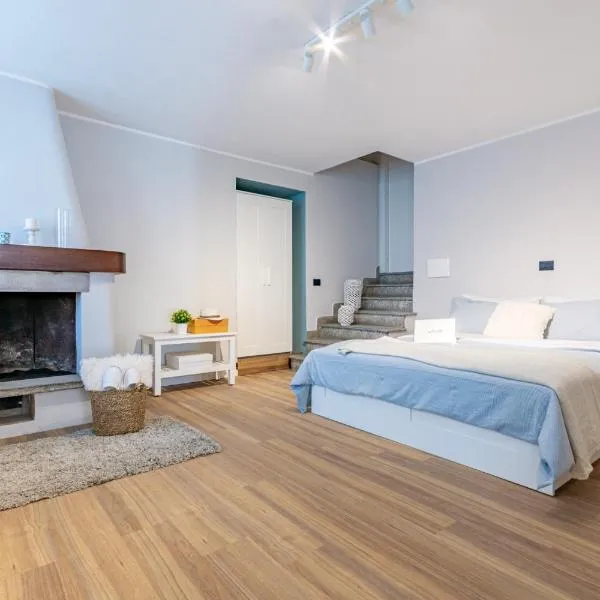 ComoLake Apartments & Rooms, hotel v destinaci Cantu