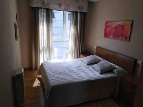 Piso en Betanzos, hotel in Betanzos