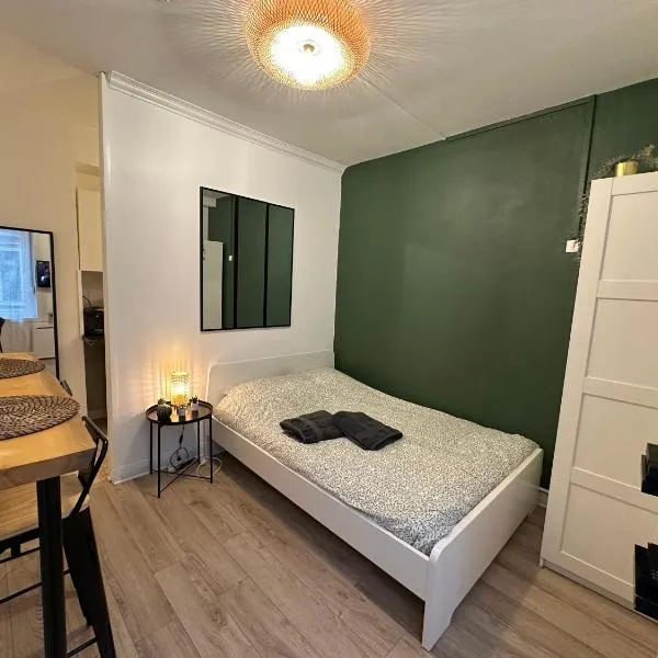 Au ColbVert - La Catho' - Vauban - Métro - Netflix - Wifi, Hotel in Lille