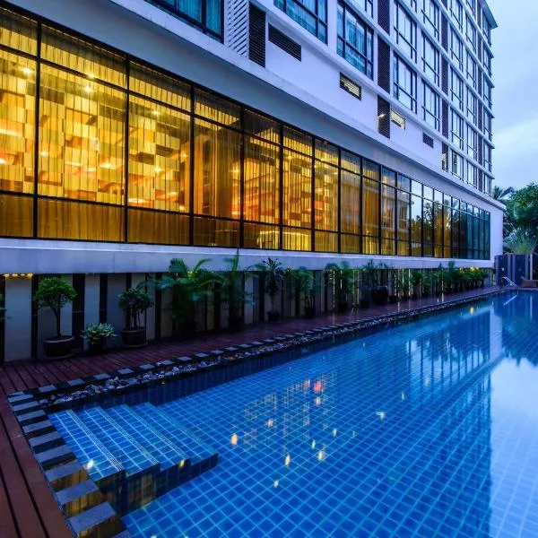 Mida Hotel Ngamwongwan - SHA Plus, hotel v destinaci Nonthaburi