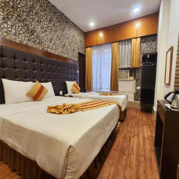 Hotel Raunak, hotel i Kolkata