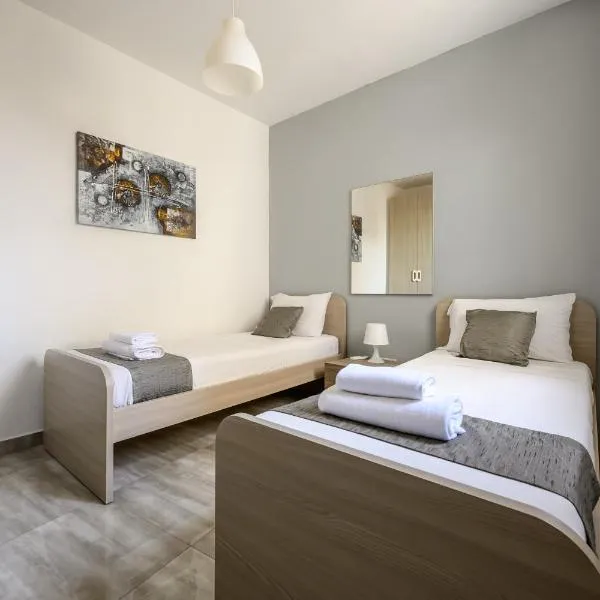 F11 Room 2, Private Room two single beds shared bathroom in shared Flat, hotel v destinaci Msida