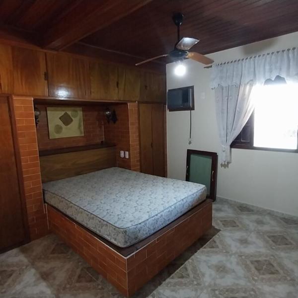 Casa ORLA 500 três quadras da praia - Foto 2