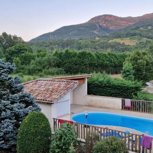 Le Devant de la Chaux, hotel v destinaci Pontaix