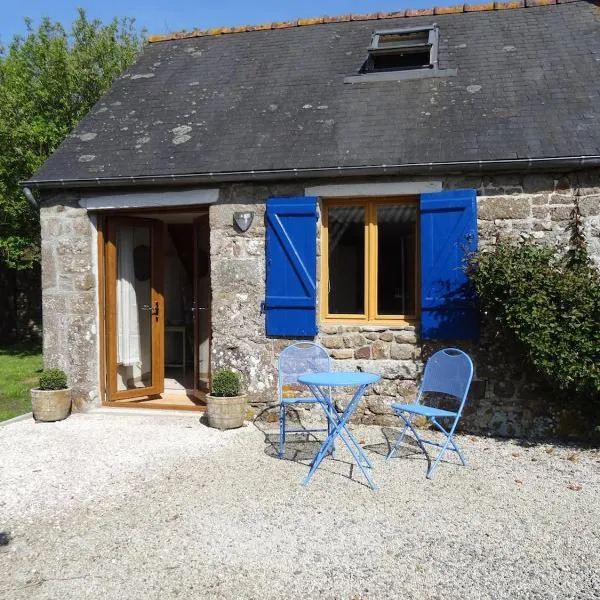 Gite in rural Normandy, hotel v destinaci Passais-la-Conception