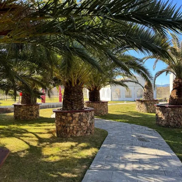 Hotel Tierra de Garnacha, hotel v destinaci Borja