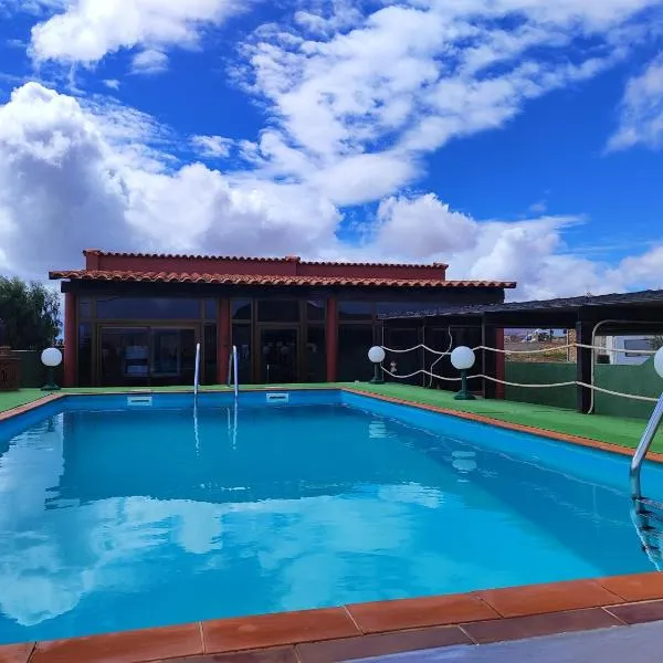 Casa de Campo Hiurma, hotel v destinácii Triquivijate
