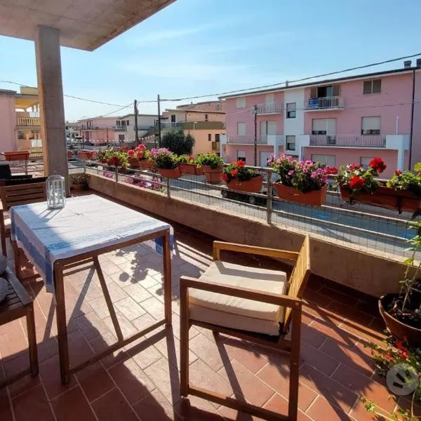 A due passi dal mare - Casa Vacanze, hotel em La Caletta