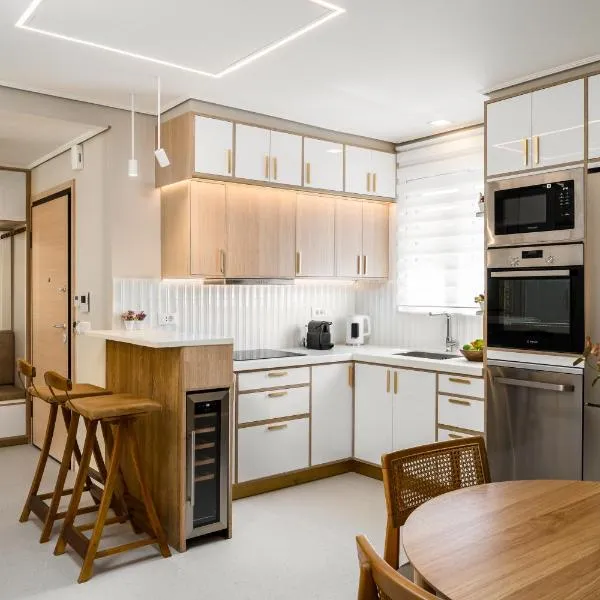 Factory Family Corfu Apartment, hotel in Anemómylos