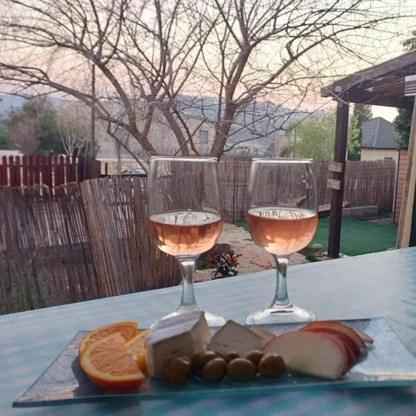 אל גינת אגוז, hotel v destinaci Neve Ilan