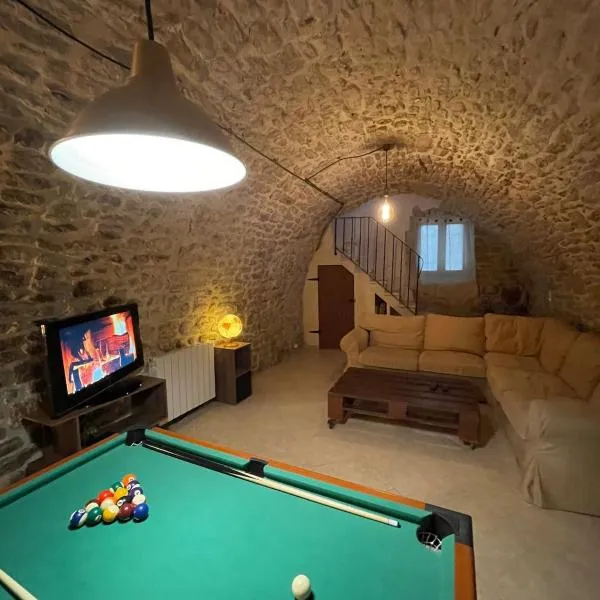 Maison de charme، فندق في أبت