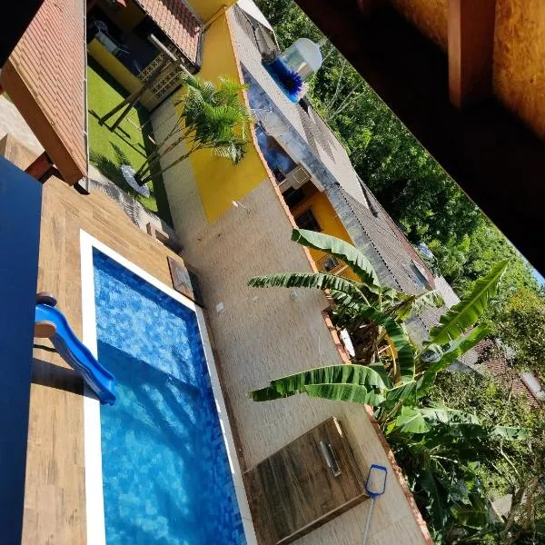 casa condomínio próximo à praia Village dos Pássaros, khách sạn ở Caraguatatuba