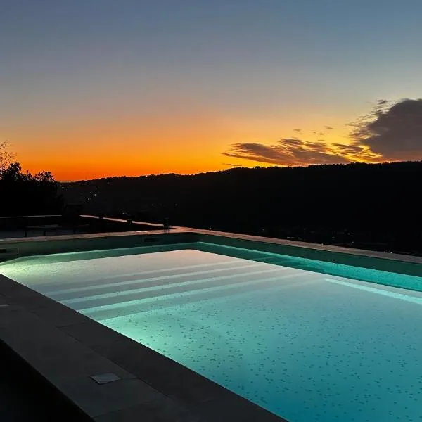 Maison C, ξενοδοχείο στη Νίκαια
