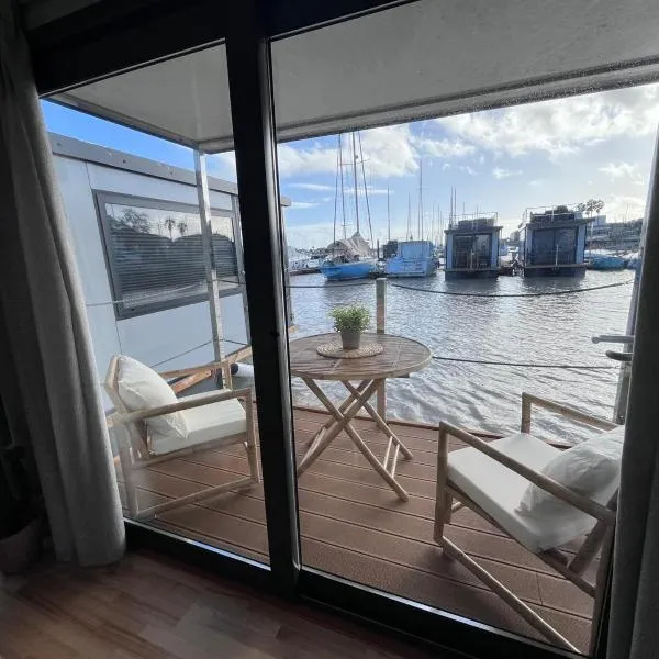 Casa Flotante El Refugio del Pirata, Hotel in El Puerto de Santa María
