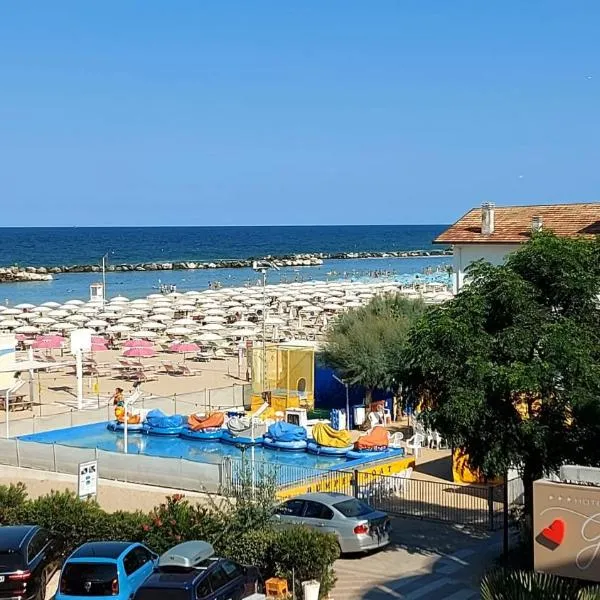 Fronte Mare 60, hotel a Rímini