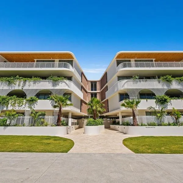 Brand New Beachside Casuarina, hotel v destinaci Casuarina