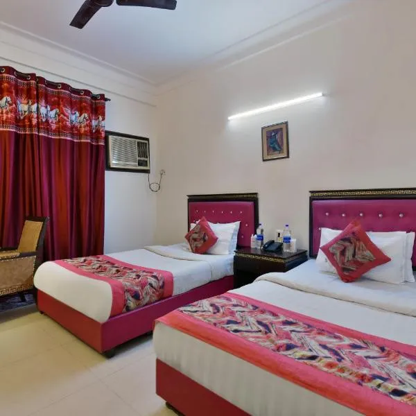 PG International - Delhi, hotel di New Delhi