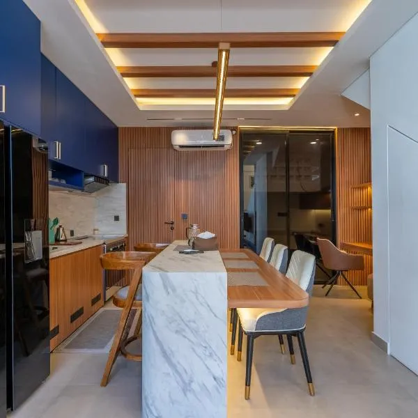 2BR Modern Suites near Airport, hotel i Pesanggaran