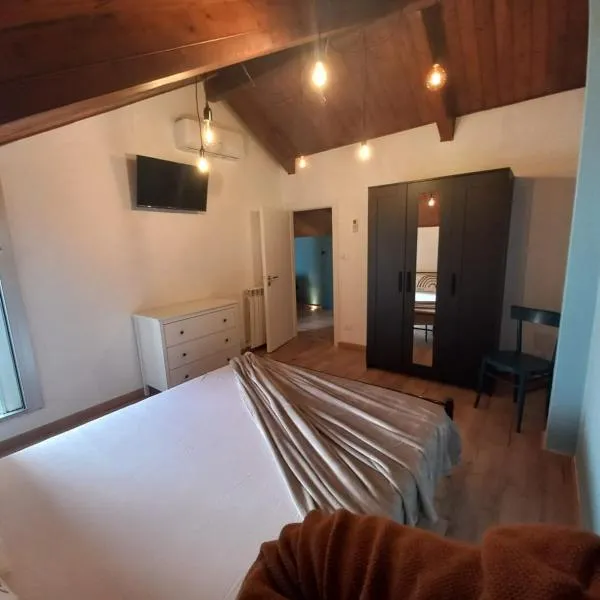 vinga holiday's house, hotel v destinaci Imperia