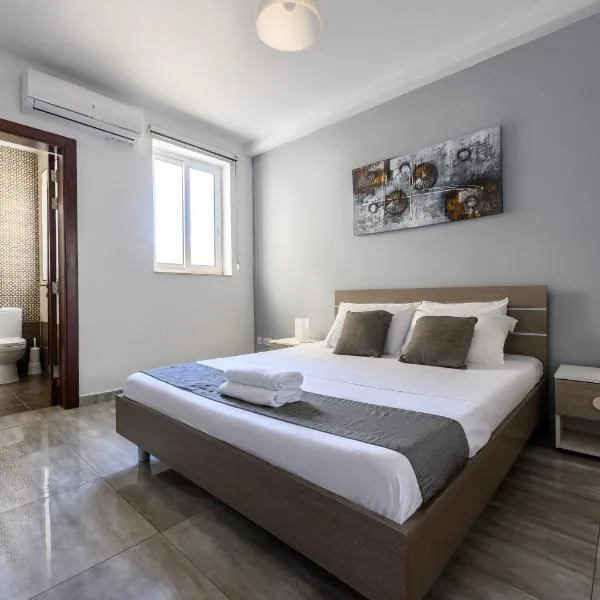F9 Room 1, Private Double room with private bathroom in shared Flat, hotell sihtkohas Msida