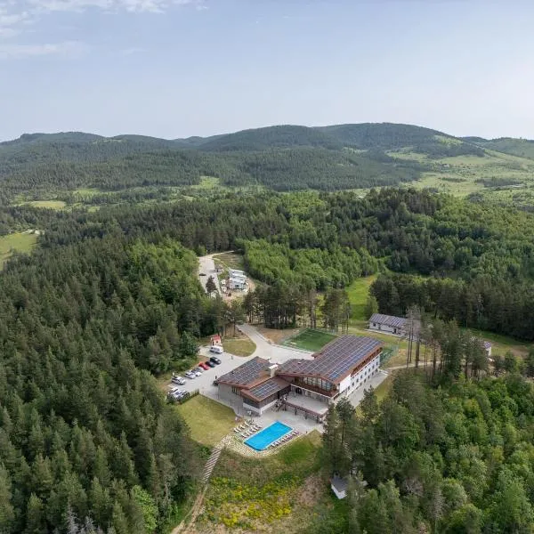 Хижа Марциганица, hotel Aszenovgradban