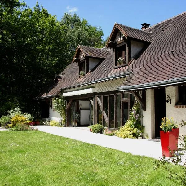 Chambres d'hôtes et table d'hôtes L'Intemporelle, hotel in Crouy-sur-Cosson