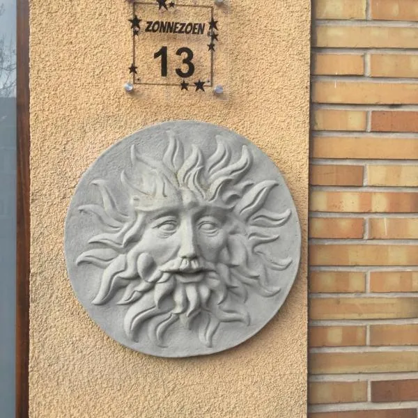 Zonnezoen, hotel v destinaci De Panne
