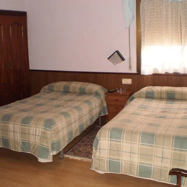 Hostal Hilton, hotel a Quintanilla Riopico