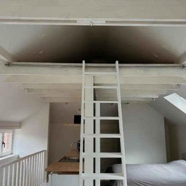 Amakuru Guesthouse, hotel di Bruges