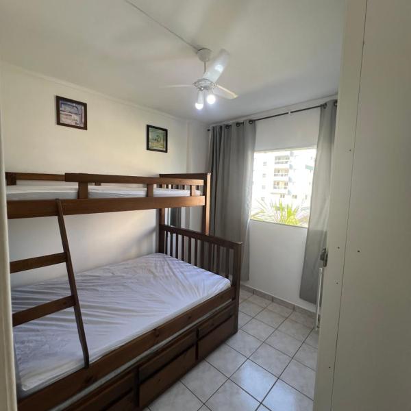 Apartamento Praia Grande Vila Mirim a 50 metros do mar - Foto 2