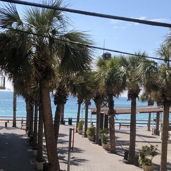 Apartamento Levante Playa Torretjó, hotel in Benidorm