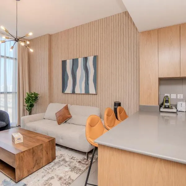 Amazing 1BDR New Building by Blue Cloud Holidays, ξενοδοχείο σε Sharjah Intl