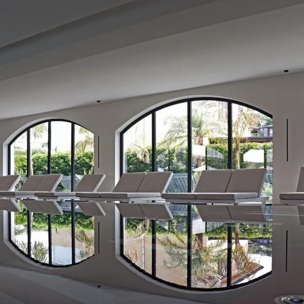 Limen Wellness Hotel & Spa, hotel en Campofelice di Roccella